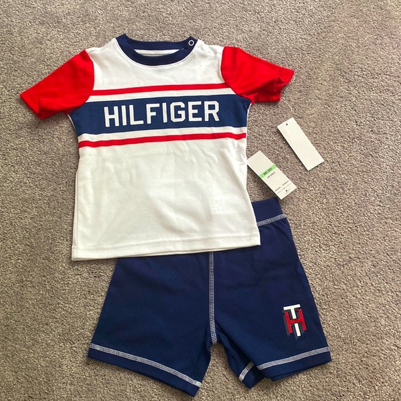 NWT Tommy Hilfiger 18 Month Boys Short Set - Picture 1 of 5